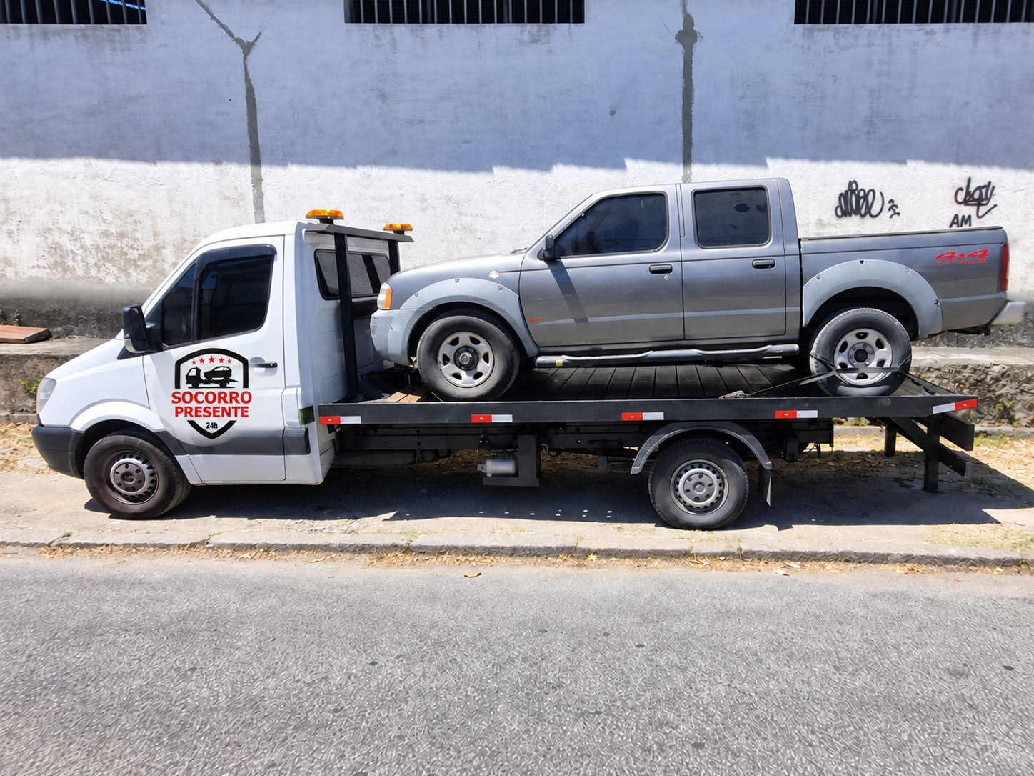 Caminhão Socorro Presente na rua